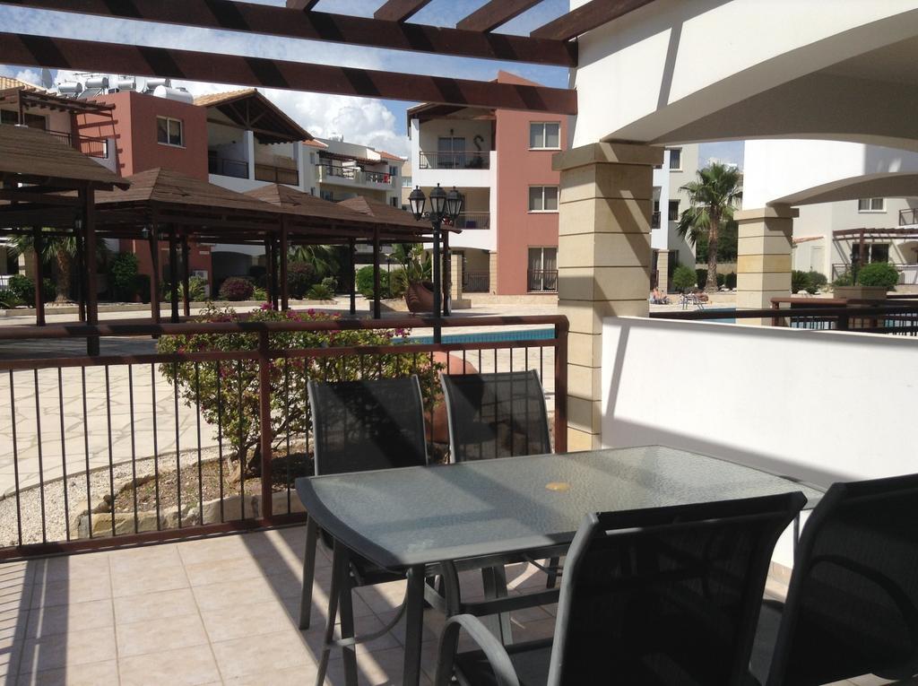 Adriana Holiday Resort Paphos Szoba fotó